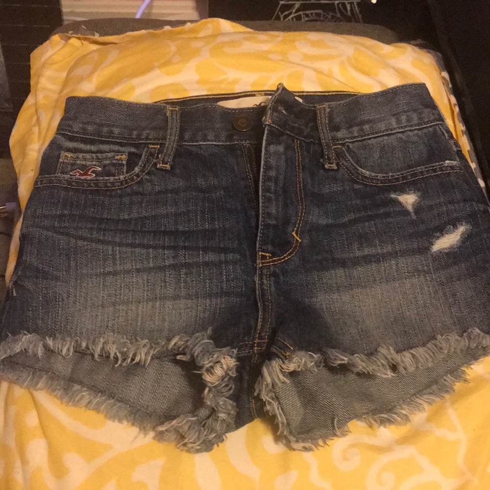 Hollister high waisted shorts